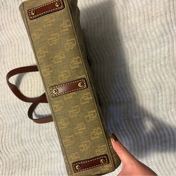 DOONEY & BOURKE Canvas Monogram Tote - Picture 6 of 7